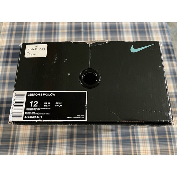 Nike LeBron 8 v/2 2011 Low Sprite Size 12 Men Basketball Shoes main image 4